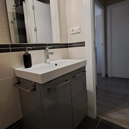 Apartamento María Cristina 2 Parking Privado Gratis